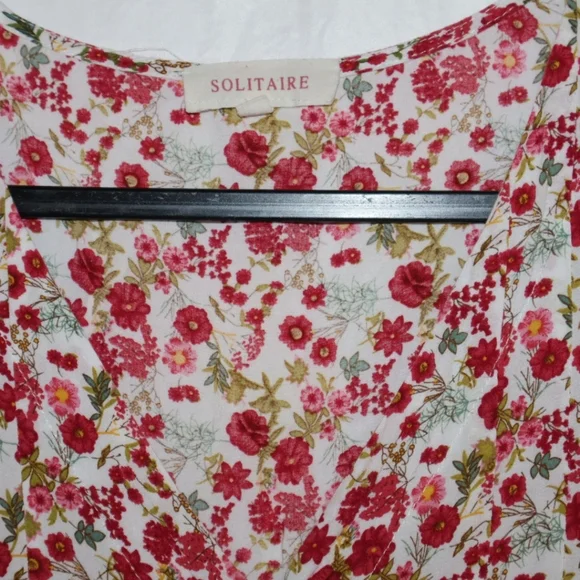 Anthropologie Solitaire Red Floral Peasant/Bohemian Blouse. Large. - Picture 3 of 11